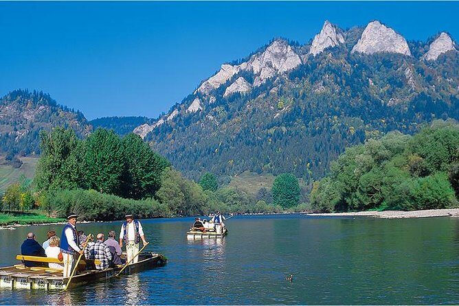 From Krakow: Dunajec River Rafting, Cable Car and Castle Niedzica - Day Tour - Wooden Rafting on the Dunajec Gorge: 18 km of Pieniny National Park Views