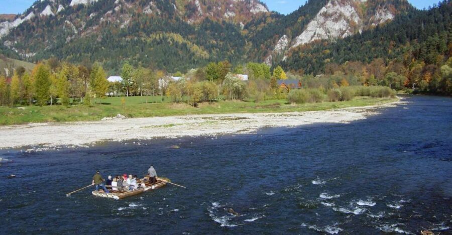 From Krakow: Dunajec River Rafting with Thermal Baths option - Dunajec Gorge rafting: where the scenery does the talking