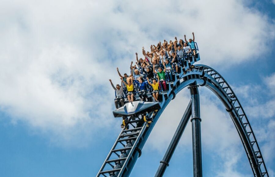 From Krakow: Energylandia Amusement Park Ticket & Transport - Fast Pass strategy for Zadra, Hyperion, and the big coasters