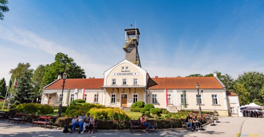 From Krakow: Guided Tour in Wieliczka Salt Mine - Krakow Pickup to Mine: The Timing That Keeps You Sane