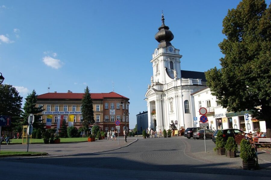 From Krakow: John Paul II Full Day Tour - Private Transport - Kalwaria Zebrzydowska: UNESCO pilgrimage in a focused one-hour window