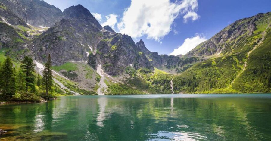 From Krakow: Morskie Oko Lake Tour in the Tatra Mountains - Kraków to the High Tatras: the ride that sets the mood