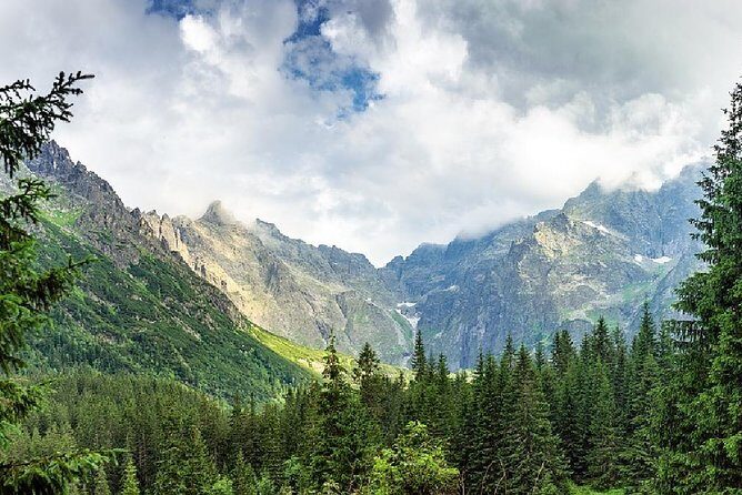 From Krakow: Morskie Oko, Zakopane & Thermal Baths - Lake Morskie Oko: The Hike That Does the Heavy Lifting