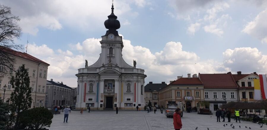 From Krakow: Wadowice-In the Footsteps of Pope John Paul II - What to Wear and Pack for Wadowice and the Basilica