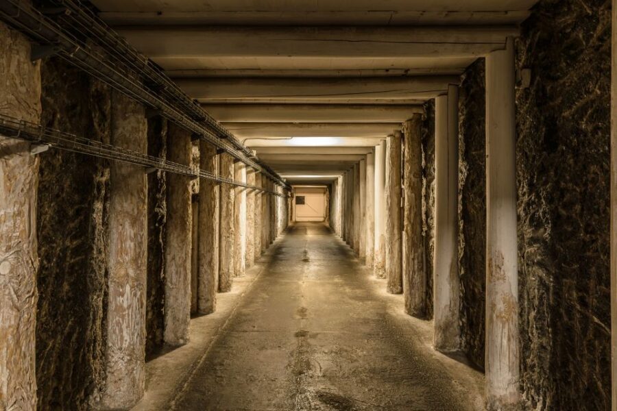 From Krakow: Wieliczka Salt Mine Half-Day Guided Tour - Temperature, Photos, and What You Should Plan For