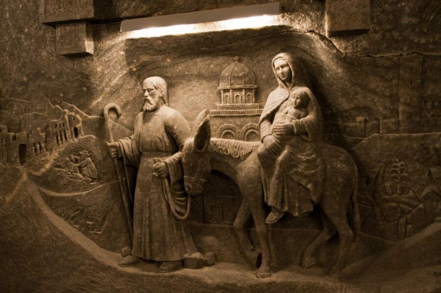 From Krakow: Wieliczka Salt Mine Half-Day Trip with Pickup - Pace and Timing: Does Four Hours Fit Your Day?