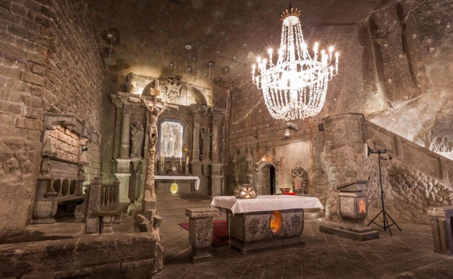 From Krakow: Wieliczka Salt Mine Small Group Guided Tour - Pickup reality: where tours can go right or wrong