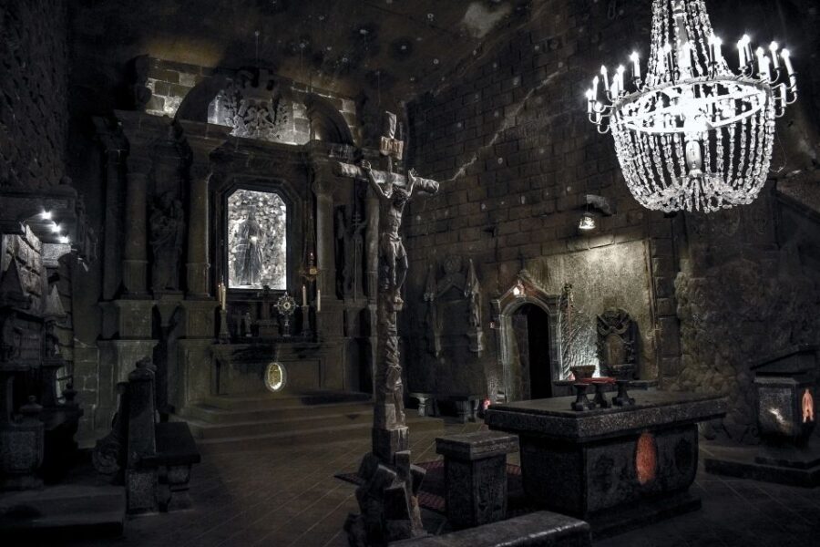 From Krakow: Wieliczka Salt Mine Tour with Hotel Pickup - Leaving Krakow for salt air: the best way to start this half-day