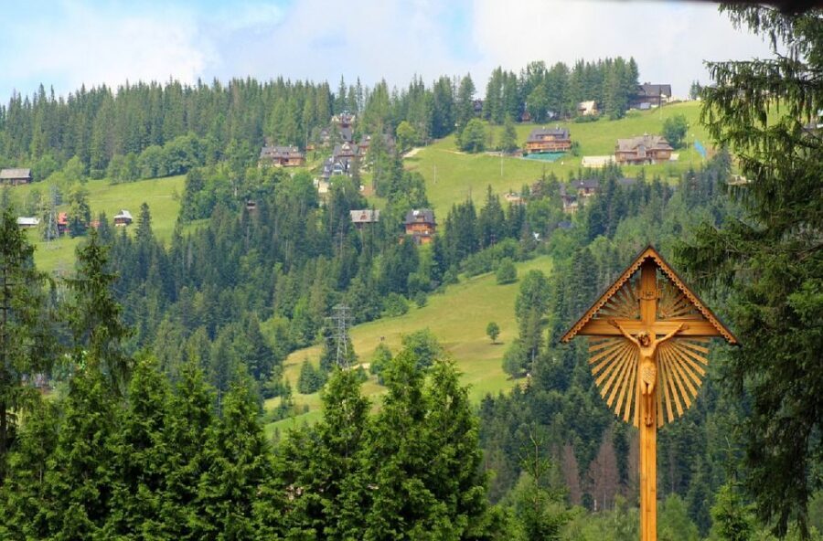 From Krakow: Zakopane Full-Day Tour with Lunch Option - Winter add-on: Snowlandia replaces Krupowki time