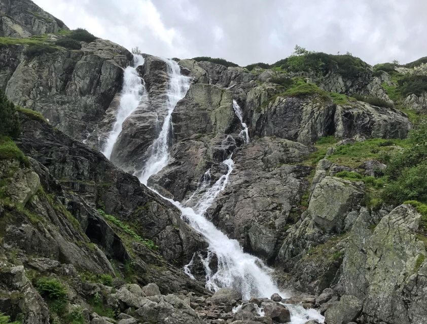From Krakow: Zakopane & Hot Springs Day Tour - Oscypek and vodka tasting: a small stop with a big payoff