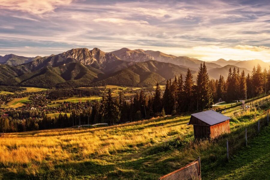 From Krakow: Zakopane Tatra Mountains & Hot Springs Tour - Chocholowska Thermal Baths: mineral water soaking with towel reality