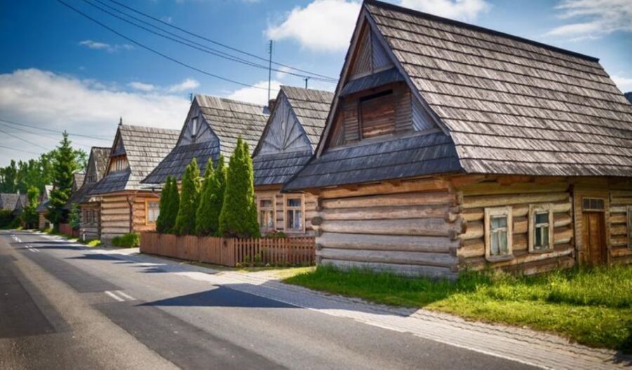 From Krakow: Zakopane & Tatra Mountains Tour with Cable Car - What makes the guides matter on this route