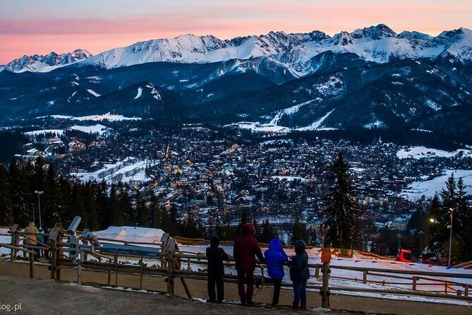 From Krakow: Zakopane Tour, Hot Springs, Cable Car, Local Tasting - Zakopane and Chocholowskie Termy in One Long Day