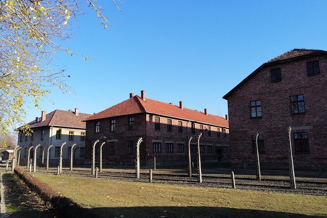 From Warsaw Auschwitz and Krakow one day tour by train with pick up and drop off - The Krakow-to-Auschwitz drive: more than just transportation