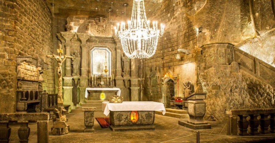From Warsaw: Guided Tour to Wieliczka Salt Mine and Krakow - Key highlights at a glance