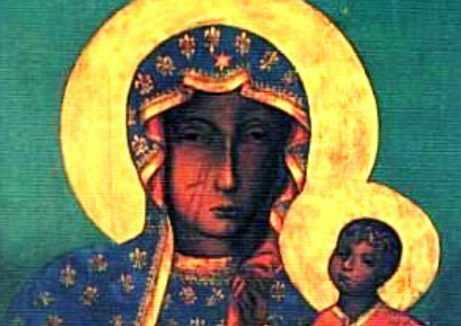 From Warsaw: Jasna Gora & Black Madonna Small Group Tour - Your Free Hour: How to Use It on Site
