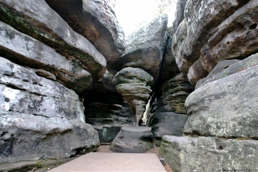 From Wroclaw: Full-Day Stolowe Mountains Trekking Tour - Czermna Skeleton Chapel: the stop that changes your mood