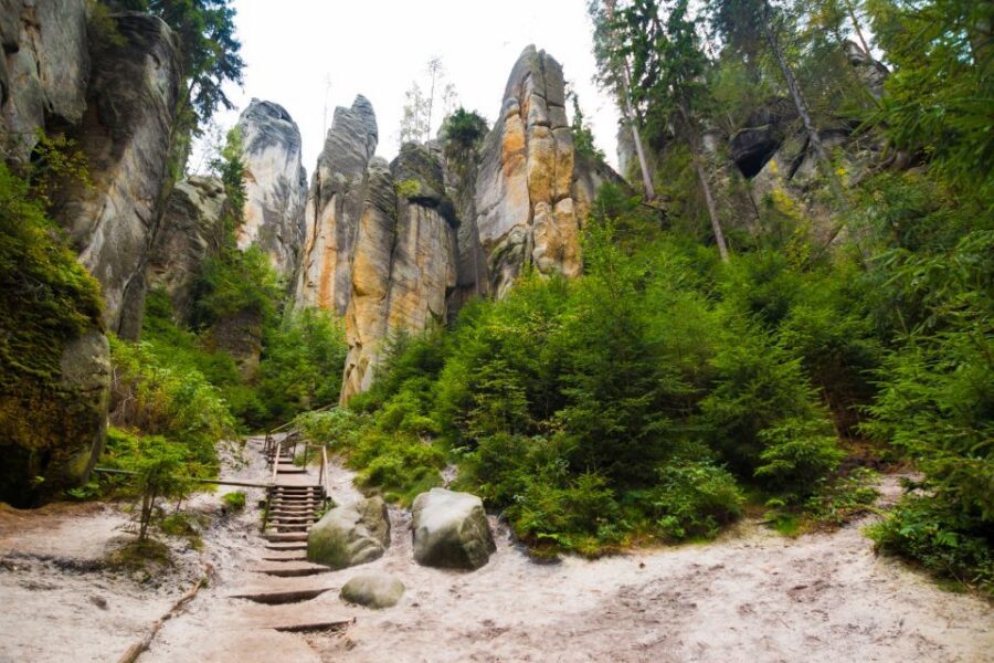 From Wroclaw: Hiking Trail in Rock City Adrspach - First Impressions Inside Rock City: Gothic Gate and the Named Wonders