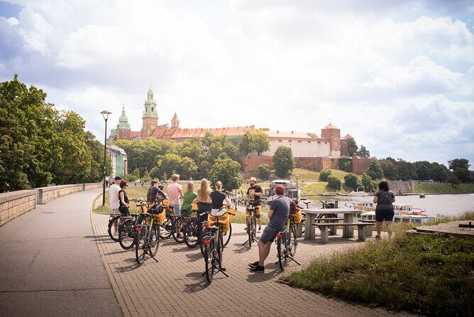 Full Bike Tour - the Old Town, Jewish Qtr & the Ghetto NEW BIKES - Getting Your Bearings Fast in Krakow’s Old Town Zones