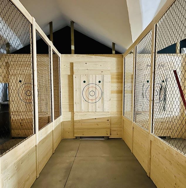 Gdańsk: 1.5-Hour Axe Throwing Experience - The Safety Briefing: Where Fun Gets Turned On