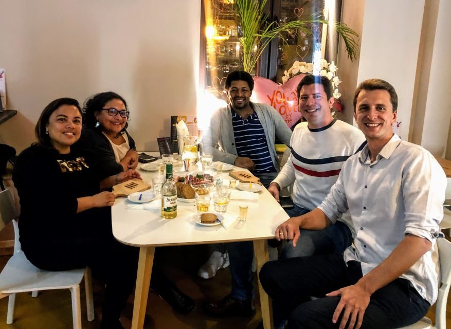 Gdańsk: Authentic Polish Vodka & Food Experience - Who should book this vodka-and-food session