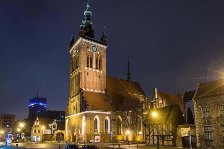Gdansk: Chopin's Piano Concert by Candle Glow - The 50-minute flow: what happens during your listening time