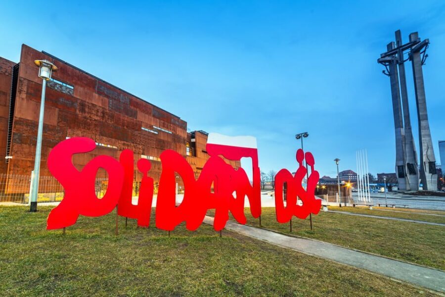 Gdansk: European Solidarity Centre Guided Tour - Price and value: what $83 buys you (and why it makes sense here)