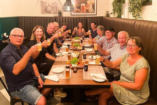Gdansk Food and Sightseeing Tour with Bart - Meeting at Brama Złota: your food-and-sight plan starts fast