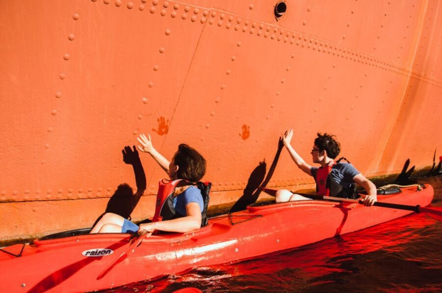 Gdansk: Guided Kayak Tour - The Main City Segment: Crane Views, the Footbridge, and Radunia Canal