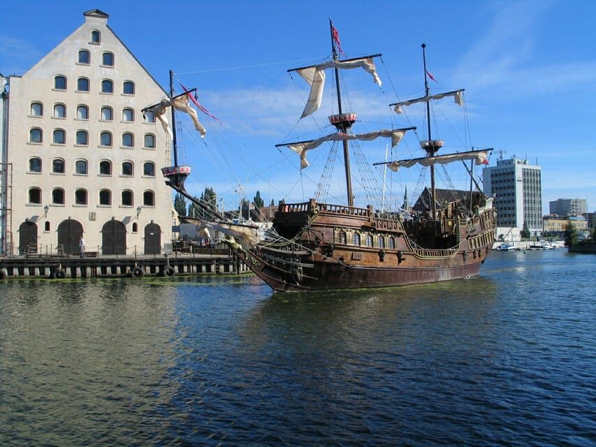 Gdansk: Guided Round-Trip Cruise to Westerplatte - Key things to know before you go