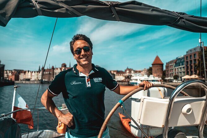 Gdańsk: Motlawa and Port yacht cruise with Welcome Drink - Key things I’d focus on before you go