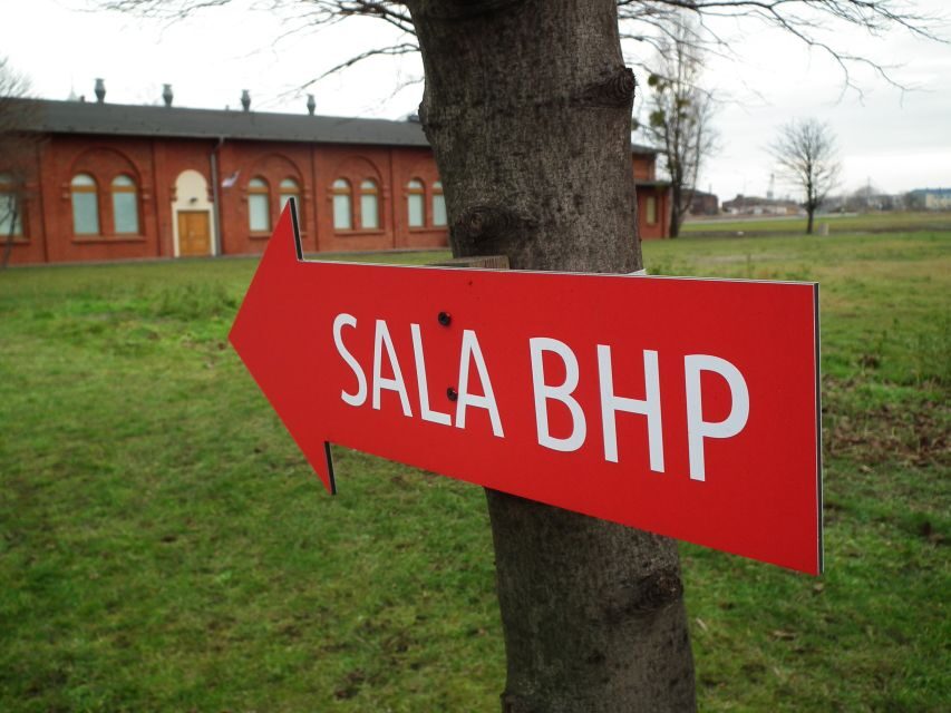 Gdansk: Private Communism Tour with Solidarity Center Museum - Meeting at Plac Solidarności: where the story gets grounded