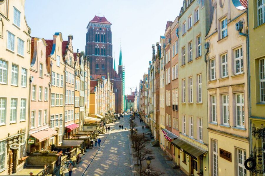 Gdansk: Private Old Town Tour - Off-the-beaten-track feel without sacrificing big landmarks