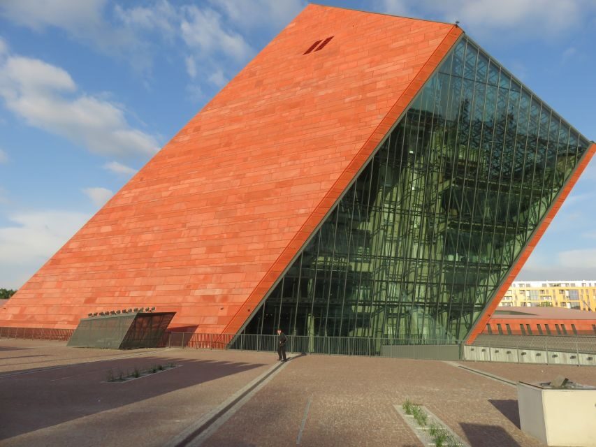 Gdansk Private WWII Tour with Museum of the Second World War - The 2-hour private option: your best bet for a museum-first day
