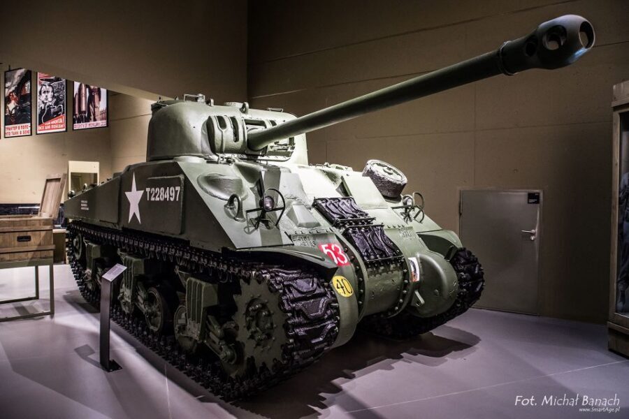 Gdansk Private WWII Tour with Museum of the Second World War - Guide quality is the difference-maker here