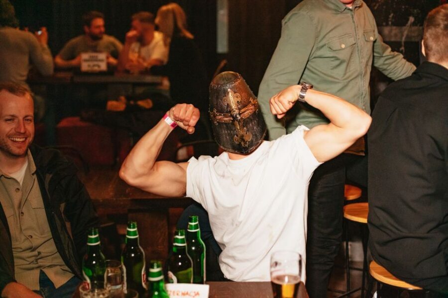 Gdansk: Pub Crawl with Free Drinks - Dress code and what to bring so you don’t lose time