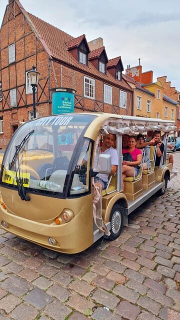 Gdansk: Shared or Private City Tour Sightseeing by Golf Cart - Meeting Point and Time: How a 1-Hour Tour Fits Your Plan
