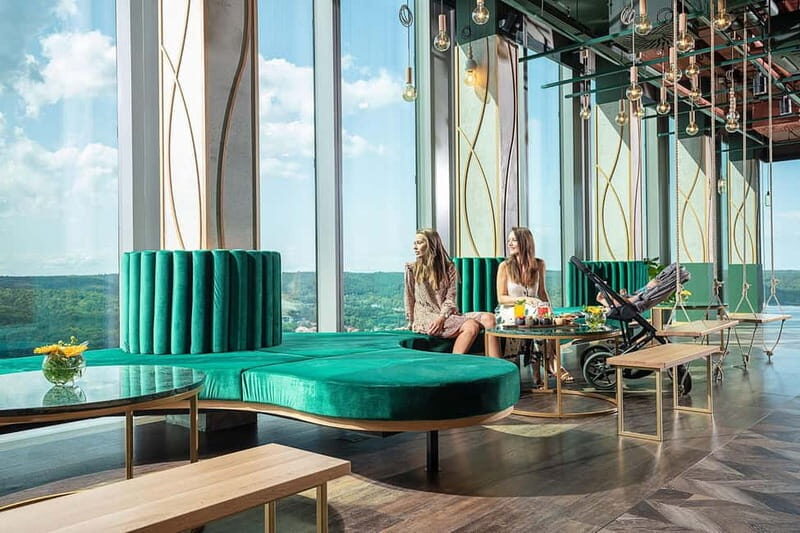 Gdańsk: Sky-High Views & Cocktail - Olivia Star Top Floor - Olivia Garden: 4,000 Tropical Plants from Four Continents