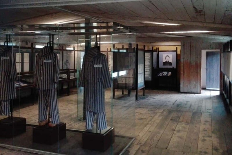Gdansk: Small-Group Stutthof Tour - What the guide-communication feels like on the ground