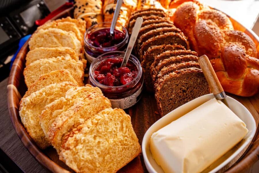 Gdansk/Sopot: Breakfast Cruise on a Catamaran - The Sopot Timing Window (9:30–10:15) and How to Use It