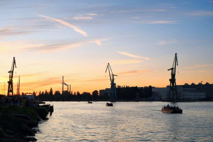 Gdansk, Sopot & Gdynia Road Trip with a Local Guide - Riding With a Local Guide: What You Gain (and What to Watch For)