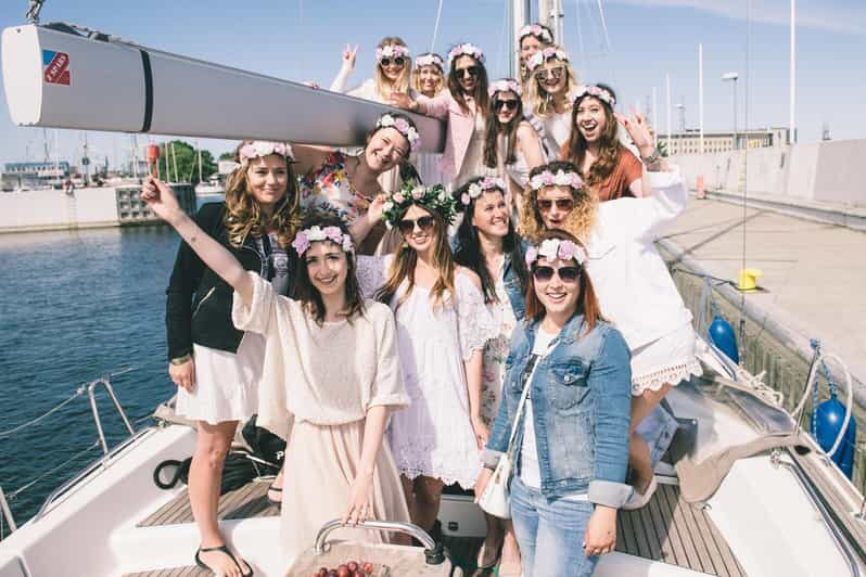 Gdańsk/Sopot: Private Boat Party with Music & Drinks - Value and Price: Is $61 Per Person a Good Deal?