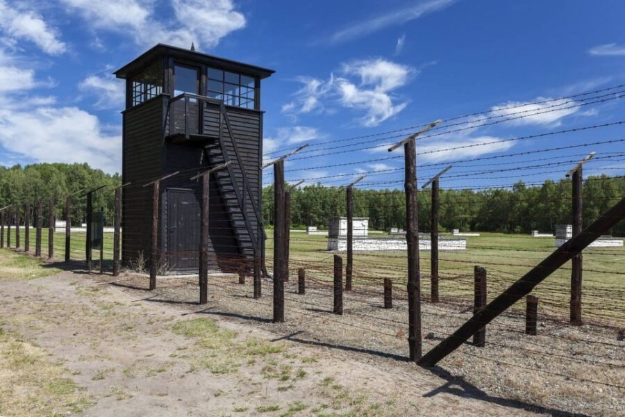 Gdansk: Stutthof Concentration Camp Regular Tour - Minibus comfort, English-speaking driving, and a smoother day