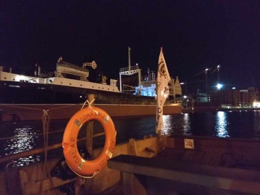 Gdańsk: Sunset Cruise on a Historic Polish Boat - Comfort checklist: blankets, life jackets, and where to sit for the best sound