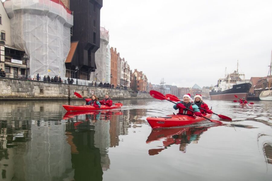 Gdansk: Winter Kayaking Tour - Who should book this winter kayak tour in Gdańsk