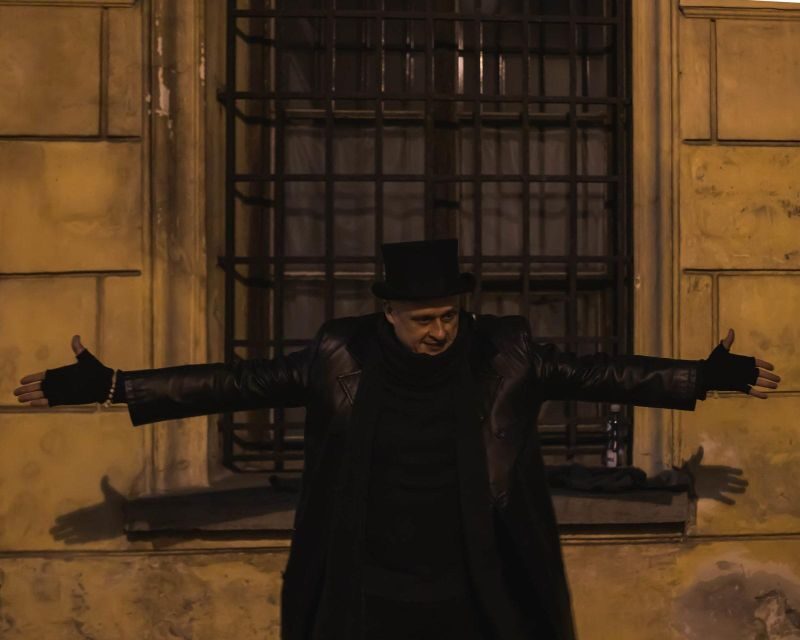 Ghosts & Crimes: Macabre Kraków Walking Tour in English - Setting Out From the Barbican: Your Start Point and What It Signals