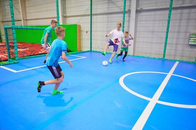 GOjump MEGAPARK Kraków-Sikorki - 1 hour Trampoline Park ticket - Non-jumpers are covered: arcade time and a place to wait