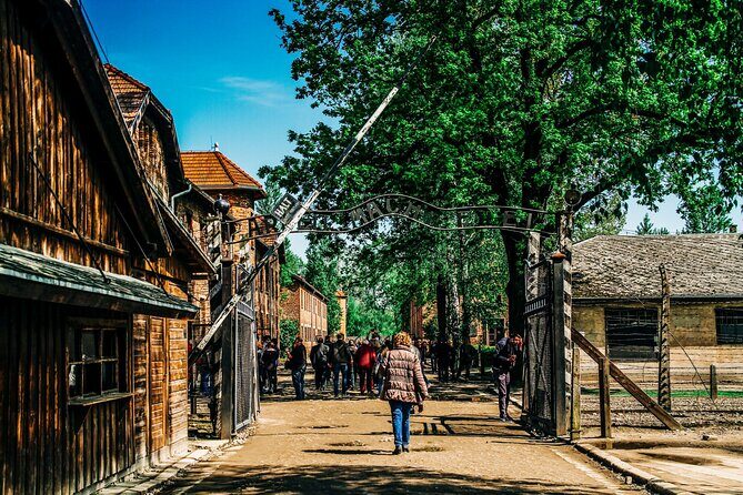 Guided Tour to Auschwitz Birkenau & Schindler Factory with PickUp - Schindler’s Factory in Krakow: WWII Krakow focus, not just the movie