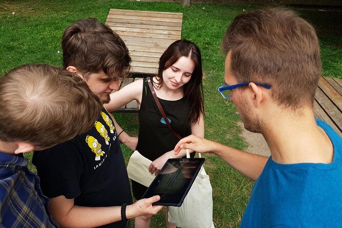 Hevelius Treasure | Scavenger Hunt - The setup: tablet, map, and a game you can actually run