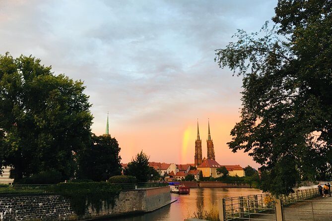 Highlights of Wroclaw Private Tour with one Entrance - Rynek and Wrocław Town Hall: Late Gothic You Can Actually Follow